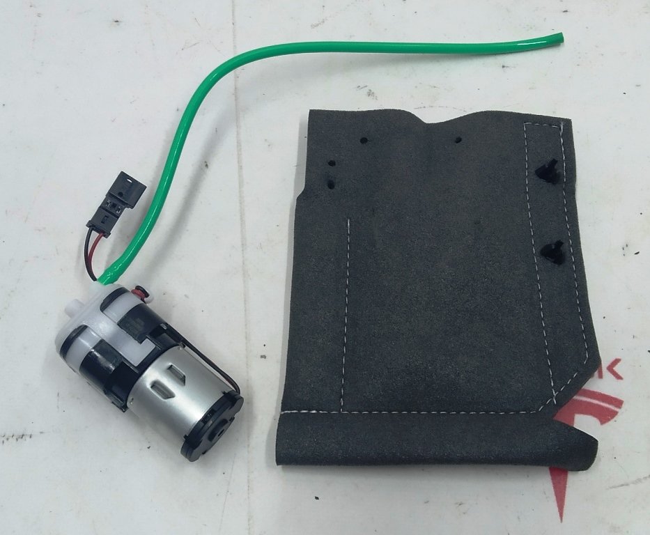 5 Compressor of the lumbar support adjustment mechanism of the 1st row